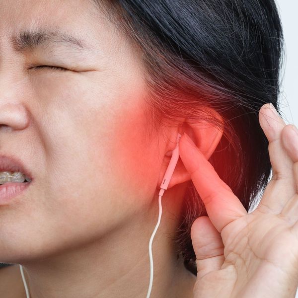 Signs Your Loved One May Have Hearing Loss 1.jpg