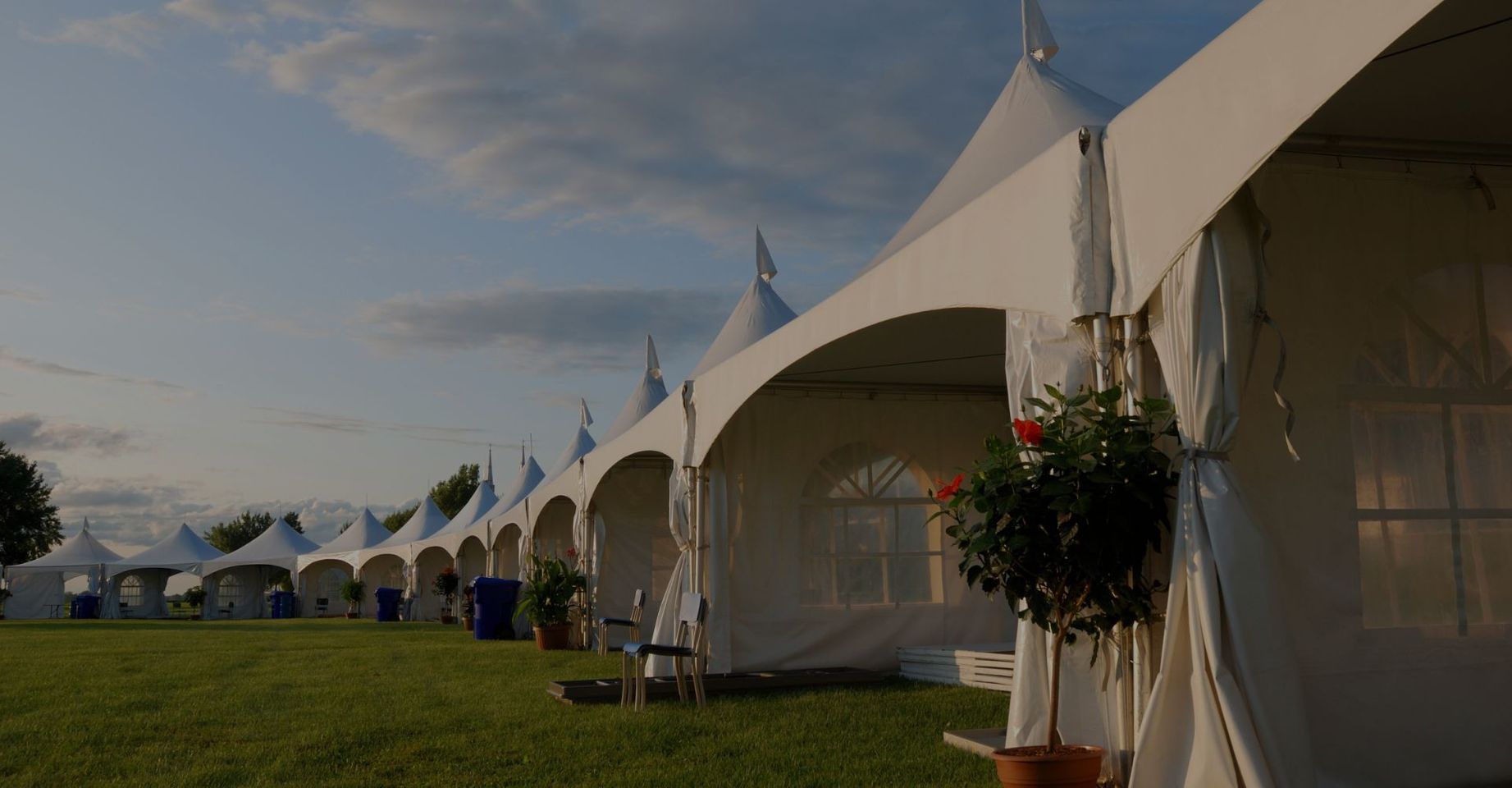 M25096 - Blog - 4 Benefits of Renting a Tent for Parties-Big Hero.jpg