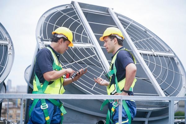 HVAC CONTRACTORS.jpg