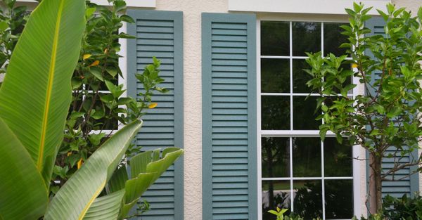 M38417 - American Window Restoration - Casement Vs Double Hung What to know - Feature Image.jpg