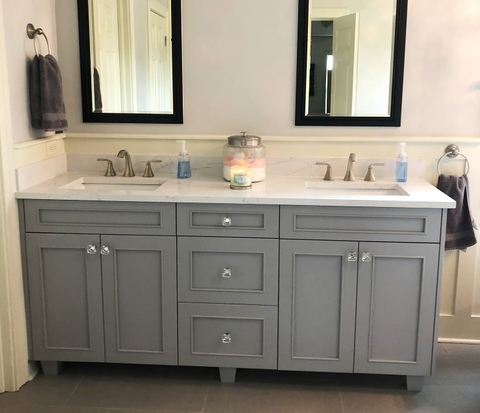image of a bathroom vanity