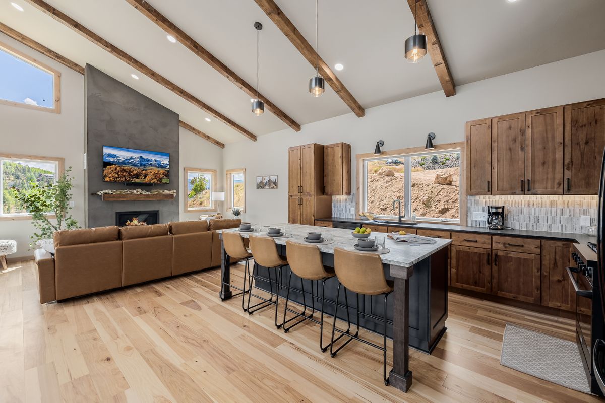 68b31b_25 Deer Trail.jpg