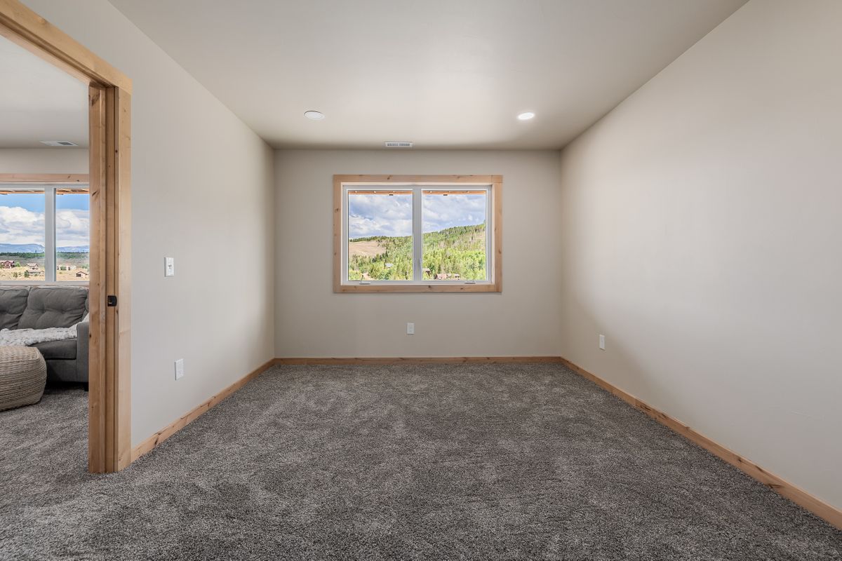 68b31b_60 Deer Trail.jpg