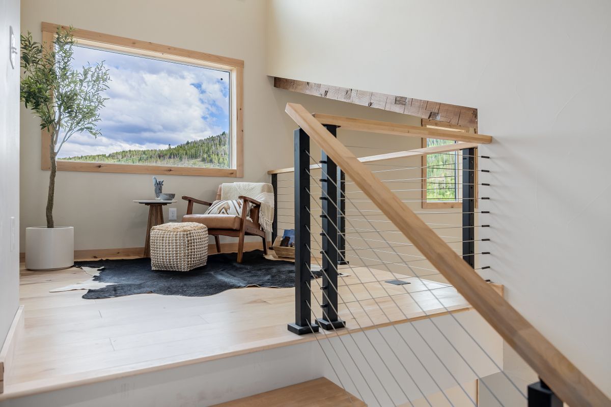 68b31b_61 Deer Trail.jpg