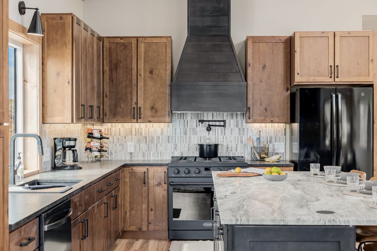 68b31b_30 Deer Trail.jpg