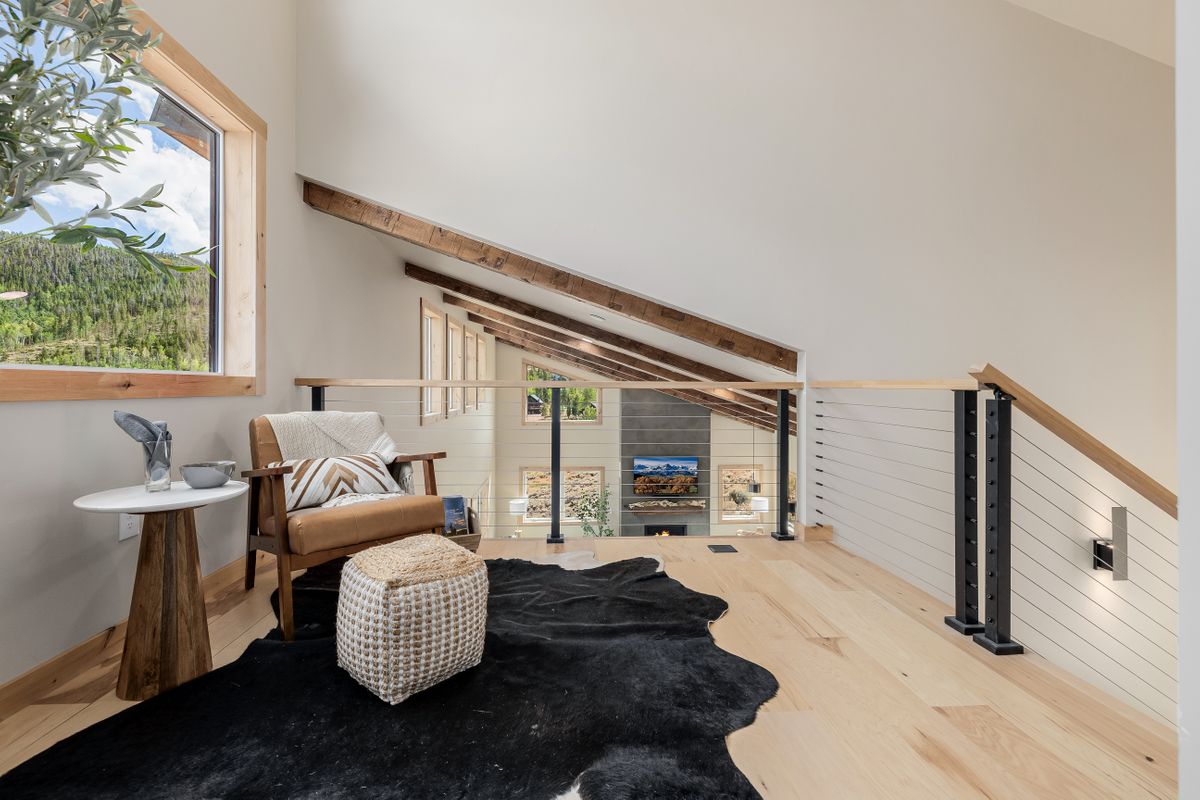 68b31b_62 Deer Trail.jpg