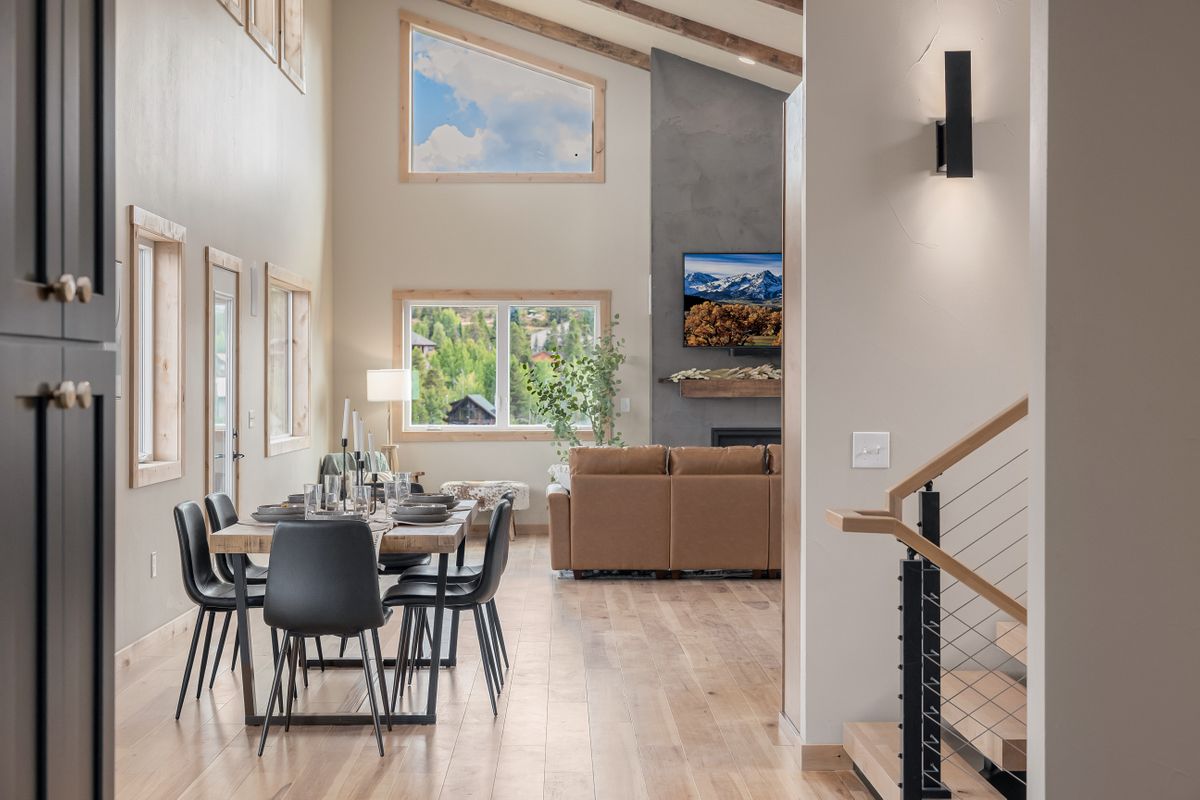 68b31b_19 Deer Trail.jpg