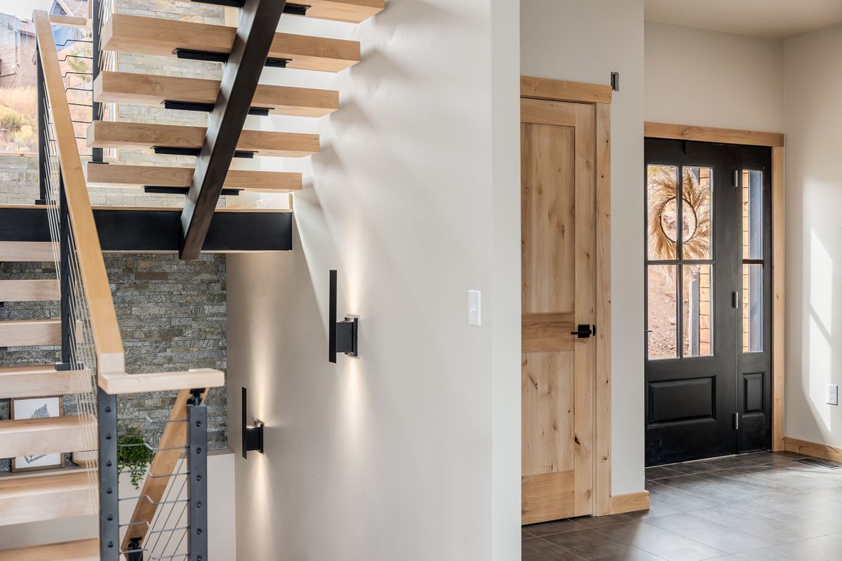 68b31b_10 Deer Trail.jpg