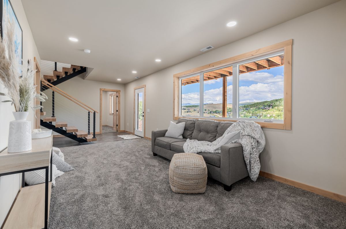 68b31b_58 Deer Trail.jpg