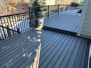 Ashleigh_deck_02.jpg