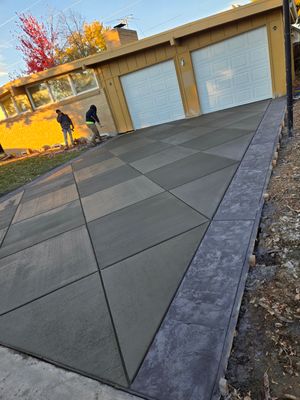 Caley_broom concrete_01.jpeg
