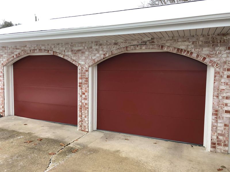 Flushed Panel Garage Doors 48369546_1026244107578181_3727596708834574336_n.jpg