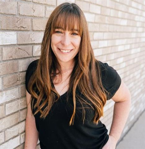 Professional Headshot of Rachel Hargrove