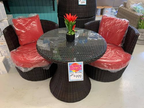 Reg $1299 Sale $999 Red and Black Barrel Furniture Lg Table