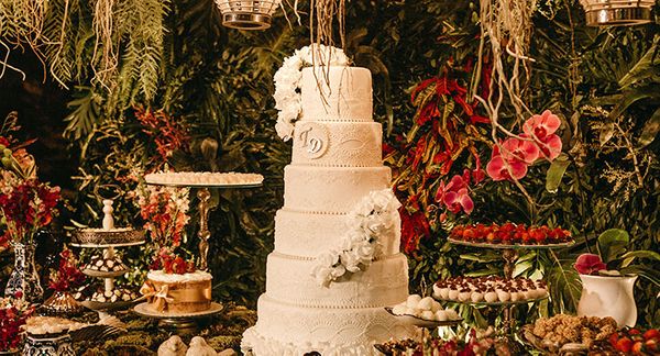 weddingcake-5ee256e7ac35d.jpg