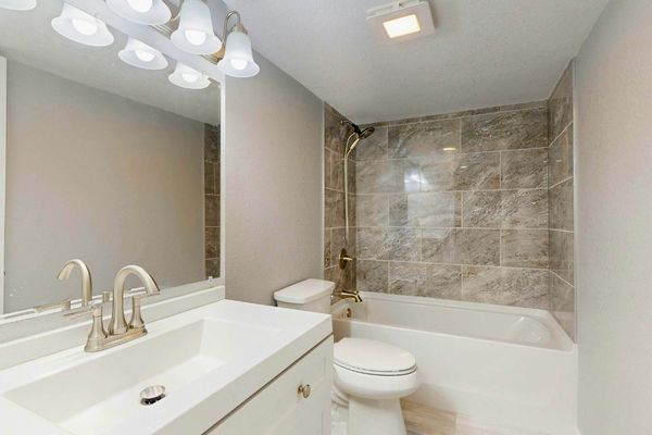 Bathroom Remodeling img 1.jpg