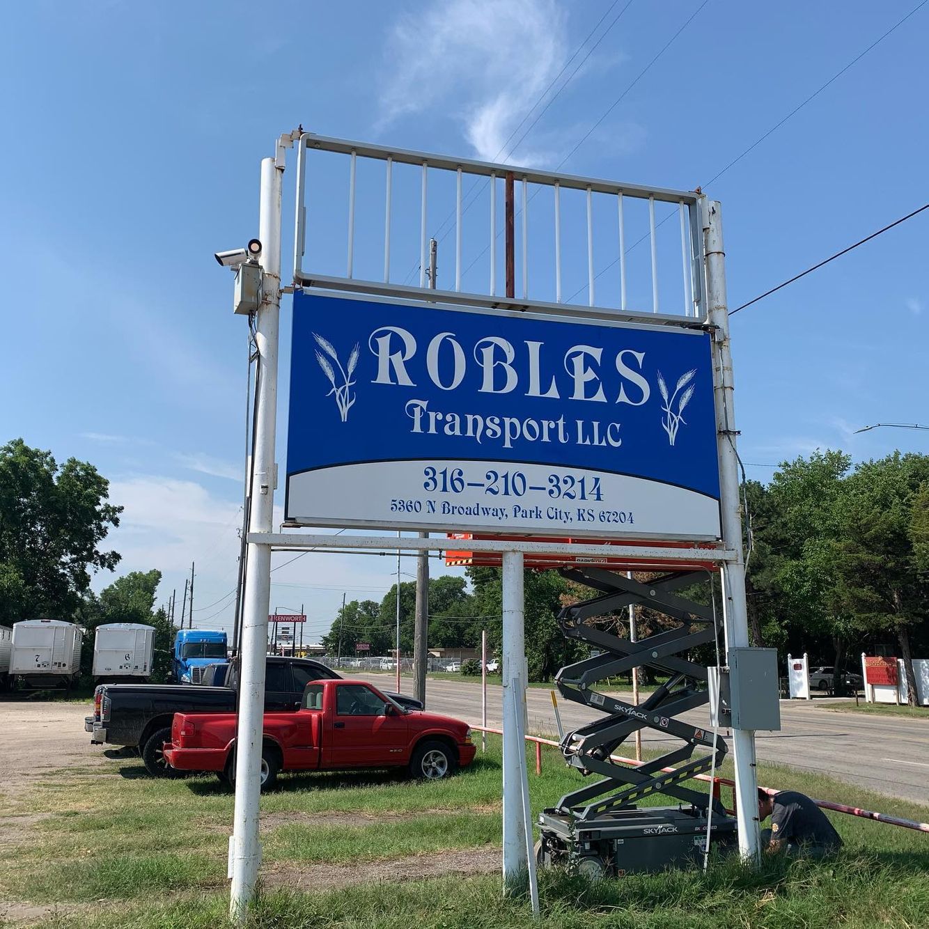 Robles Sign.jpg