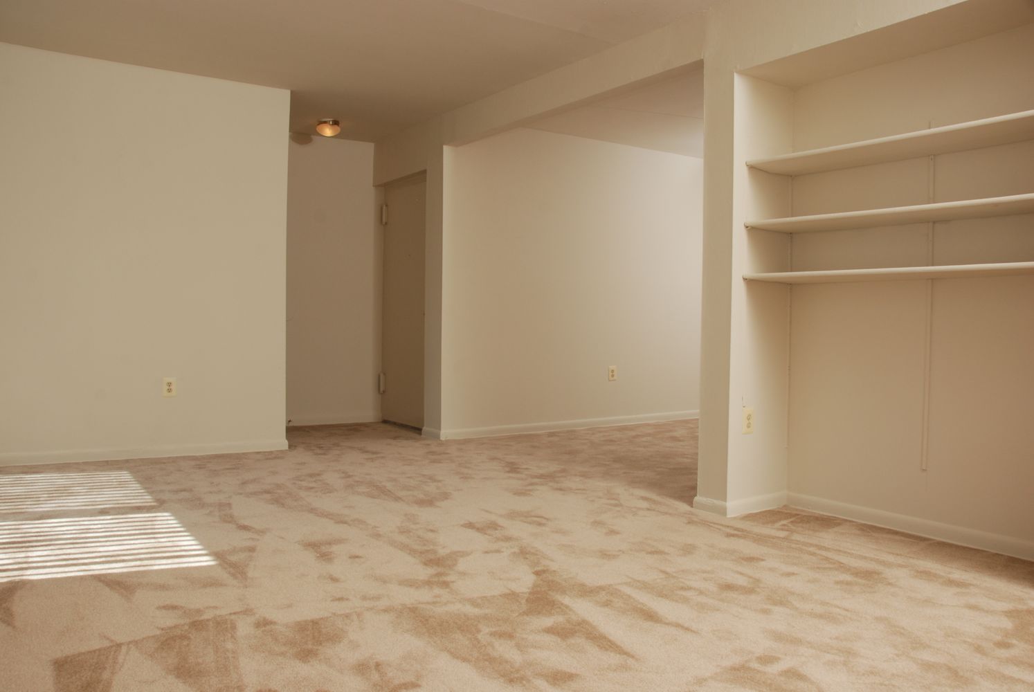 Apt turnover cleaning.jpg