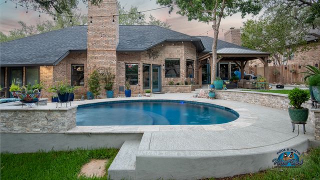 Wood Duck Pool and Patio - Fawn Crest San Antonio #15
