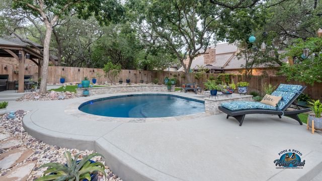 Wood Duck Pool and Patio - Fawn Crest San Antonio #14