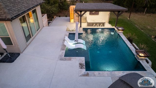 Wood Duck Pool and Patio - Noline circle Boerne Texas #1