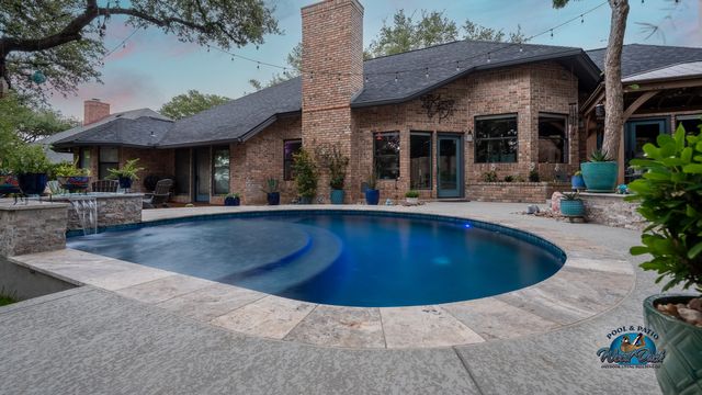 Wood Duck Pool and Patio - Fawn Crest San Antonio #10