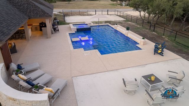 Wood Duck Pool and Patio - Frontier Spring Branch #1