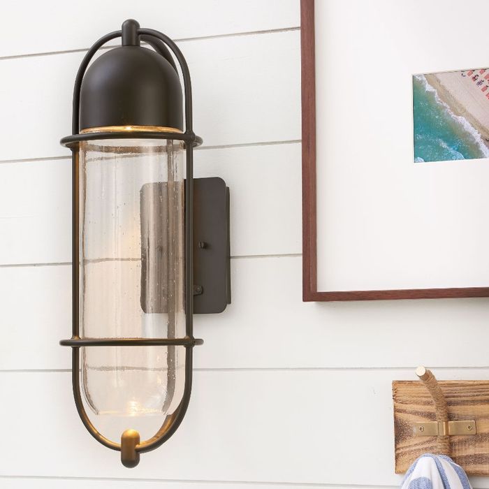 Entry foyer lighting sconce