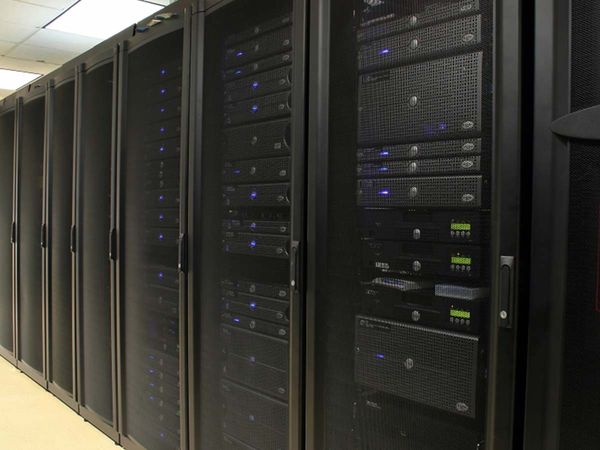 data server in lockers