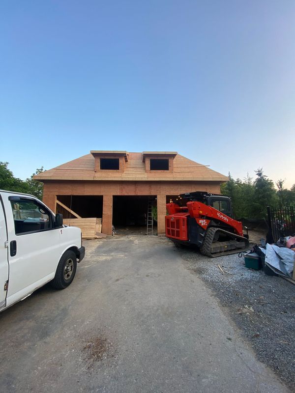 Custom Homes - Construction Company