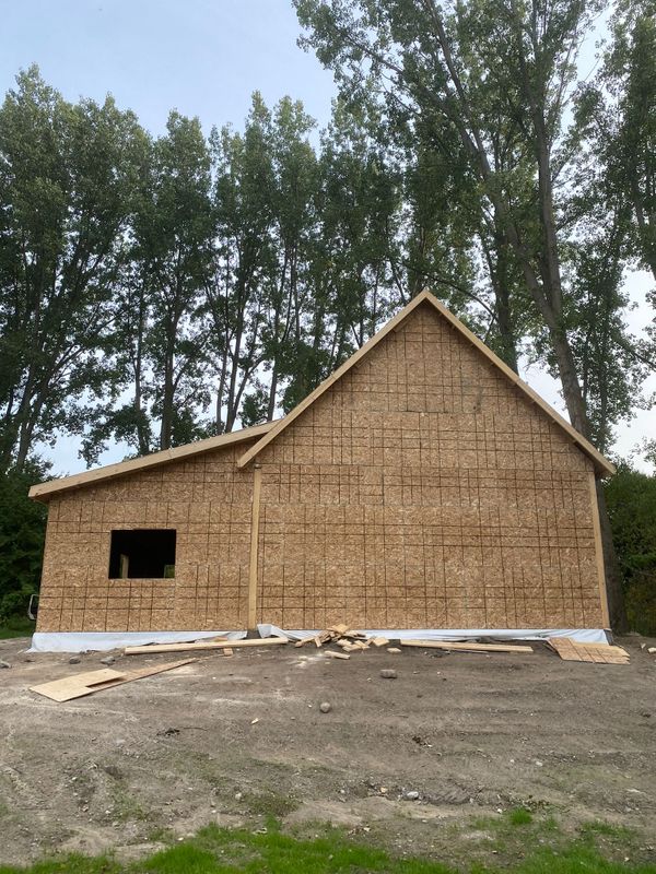 Custom Homes - Construction Company