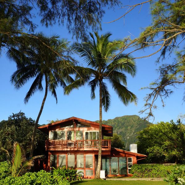 exterior of Oahu house