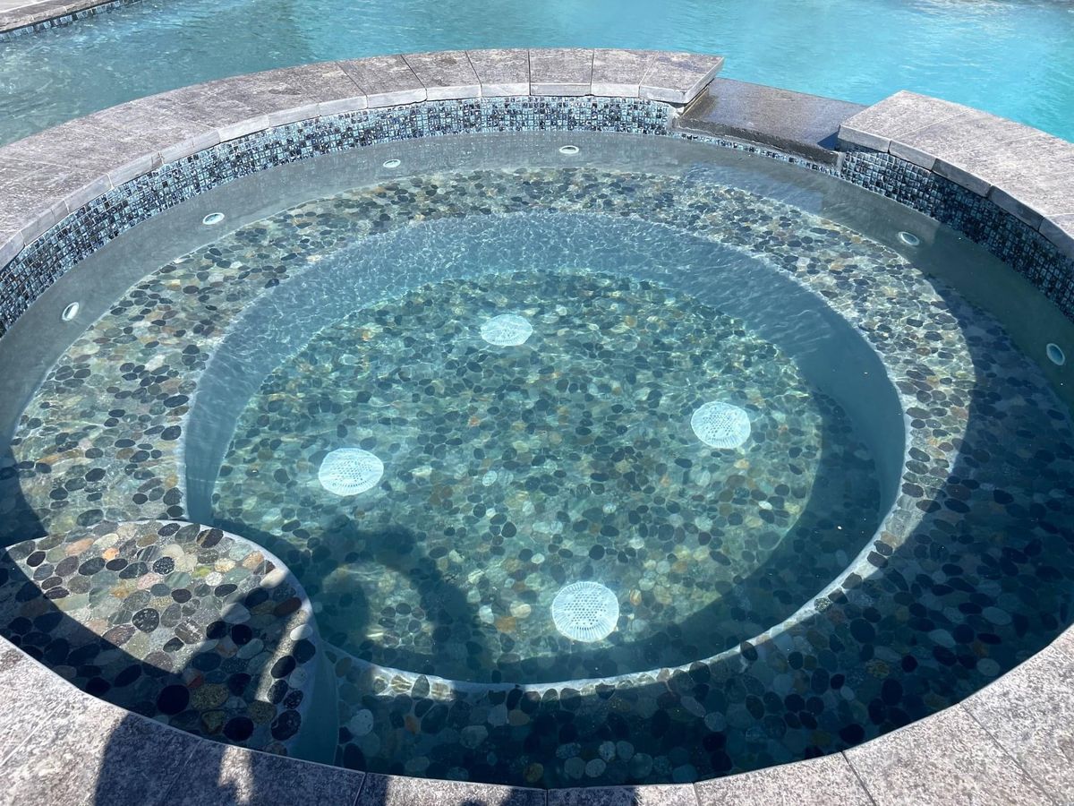 pool hot tub outdoors