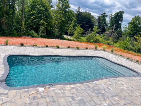 20x40 Gunite Sunshelf to Full Steps Gray Marcite Pool