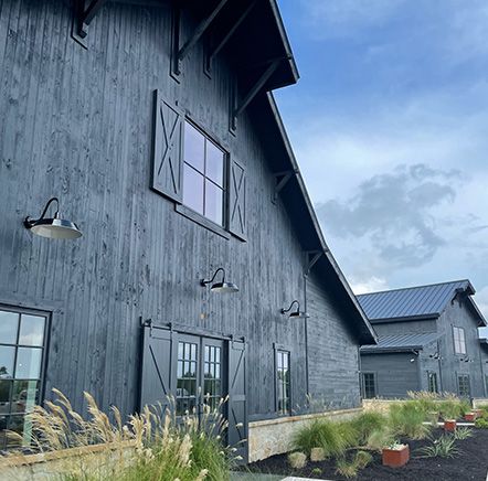 Steel Buildings & Barndominiums