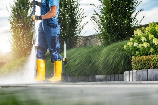 power washing driveway