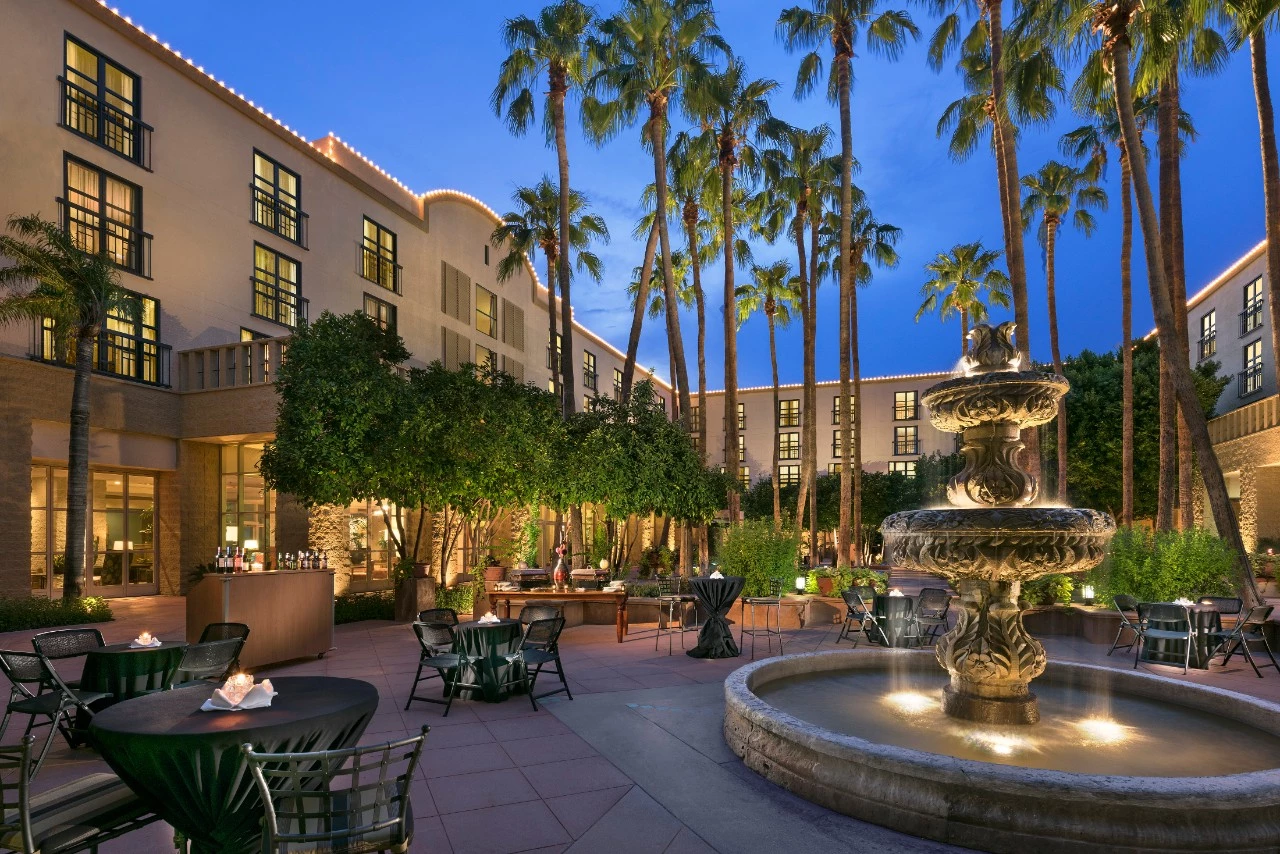 Tempe Mission Palms.png