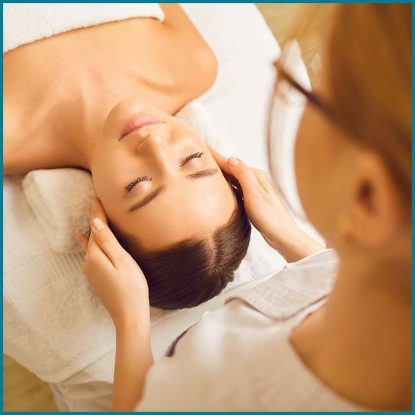 Thai Massage for Athletes_ Enhancing Performance - 1.jpg