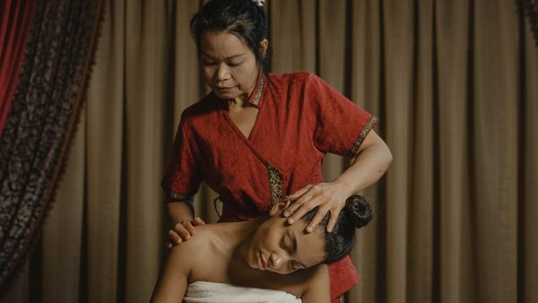 Thai Massage for Improved Posture and Flexibility.jpg