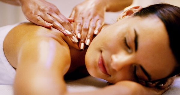 A relaxing sleep massage for a lady