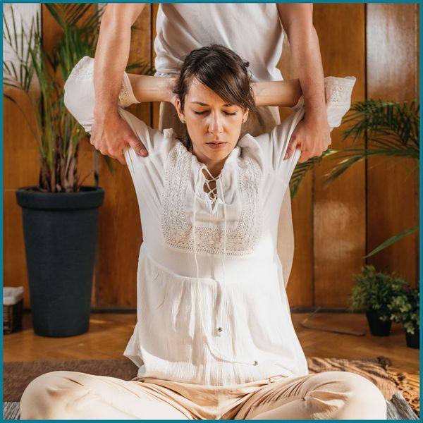Thai Massage for Improved Posture and Flexibility3.jpg