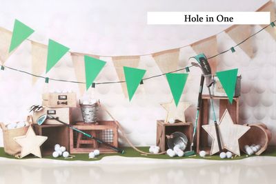 hole in one cake smash background