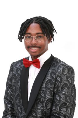 Senior and graduation portrait at MTW Portrait Studio