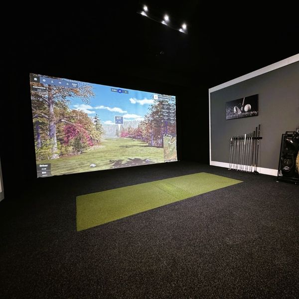 virtual golf course on screen