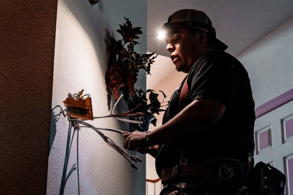 3 Electrician los gatos.jpg