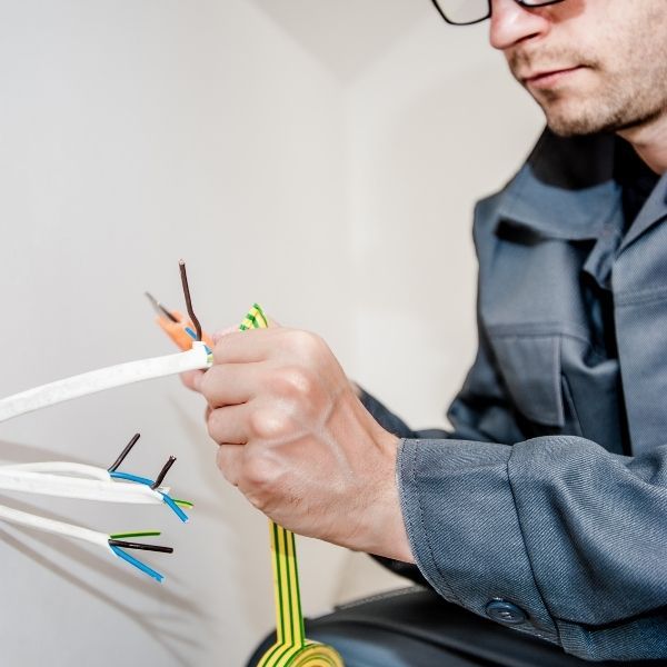 electrician electrician