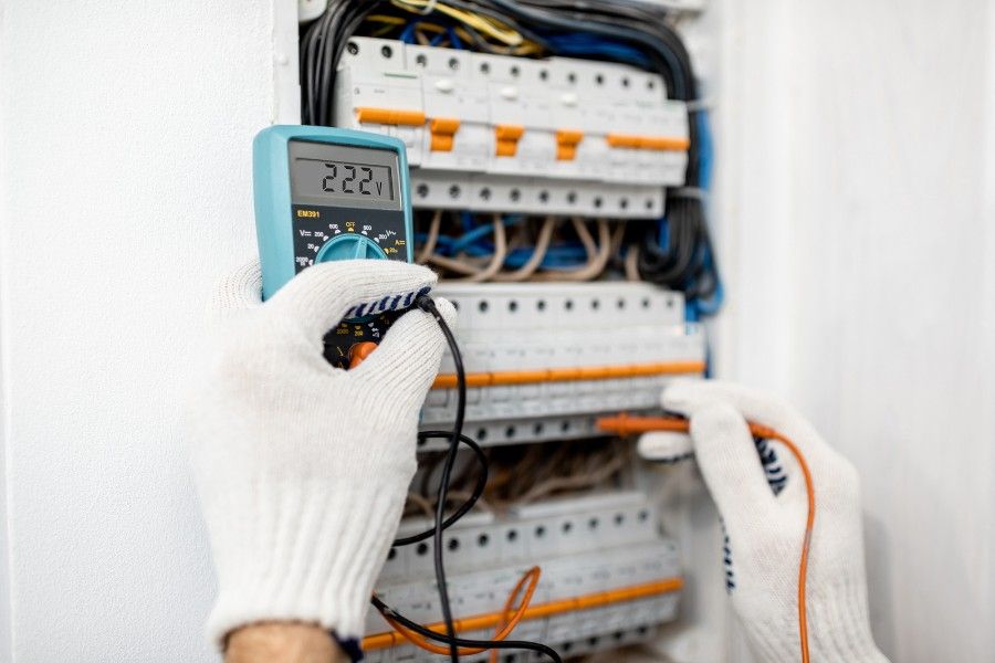 electrician testing voltage