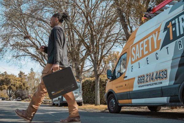 3 Electrician Cupertino.jpg