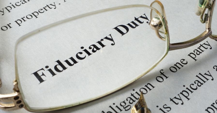 hero-R102703-TheRoleofFiduciariesInTrustAdministration.jpg