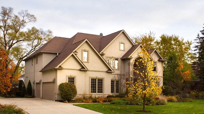 Featured image- 4 Benefits To Using A Half Round Gutter.jpg